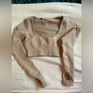 Bo+tee athletic set: 
 cropped long sleeve shirt and shorts